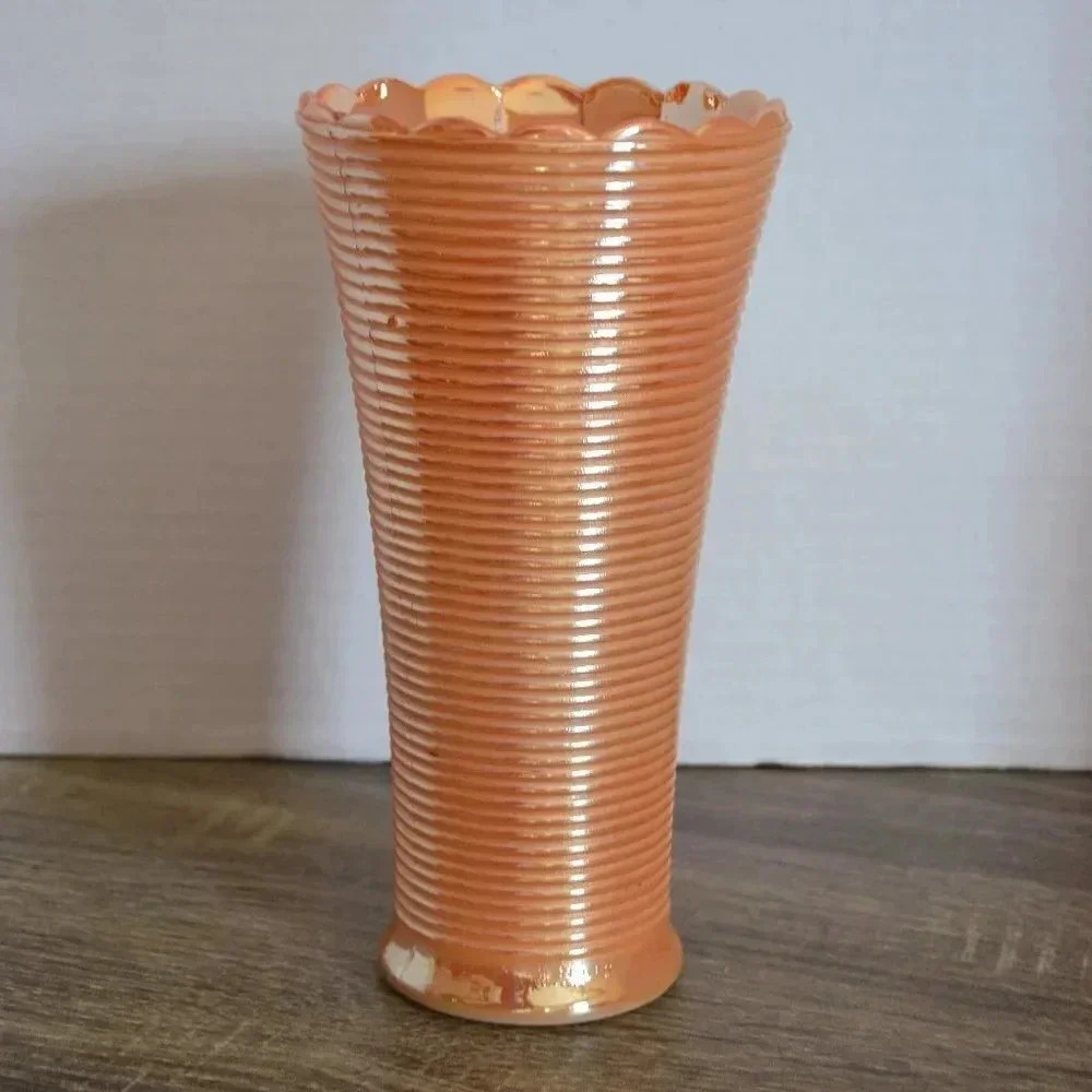 Vtg  Peach Luster Vase